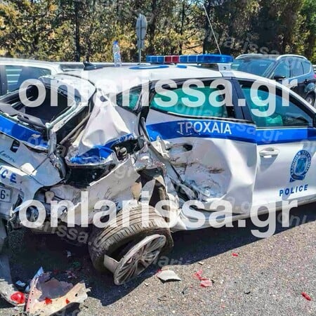 Τροχαίο στην Λάρισα: Αγροτικό όχημα έπεσε πάνω σε περιπολικό