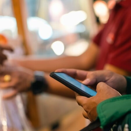 ΚΑΥΣΩΝΑΣ DELIVERY ΠΑΥΣΗ ΕΡΓΑΣΙΩΝ