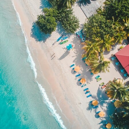 Αυτά τα νησιά στην Καραϊβική δίνουν διαβατήριο σε όποιον αγοράζει σπίτι