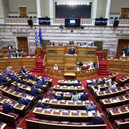 Βουλή: Ψηφίστηκε η εξεταστική επιτροπή για τον ΟΠΕΚΕΠΕ με 166 «ναι»