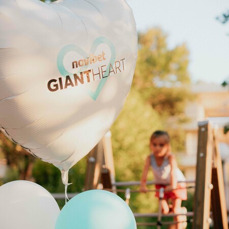 Το Giant Heart της Novibet δίνει ζωή σε μια νέα παιδική χαρά του Δήμου Κηφισιάς 