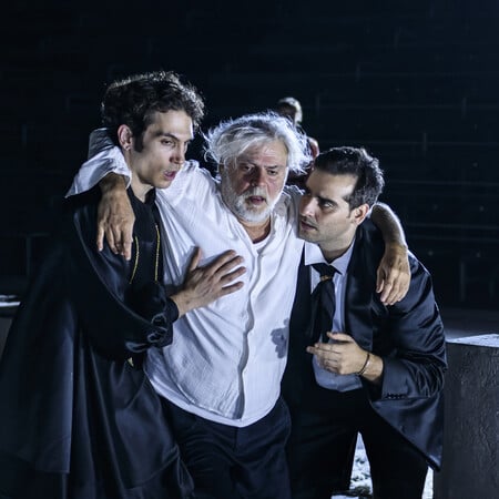 H ανάληψη του Οιδίποδα αναβάλλεται επ’ αόριστον