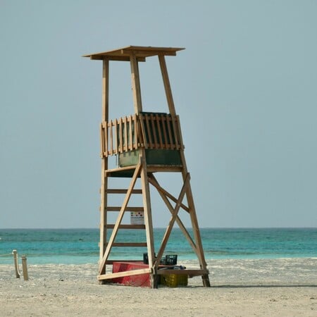 Πρώην προπονητής του Παναθηναϊκού έσωσε δύο κορίτσια από βέβαιο πνιγμό στη θάλασσα