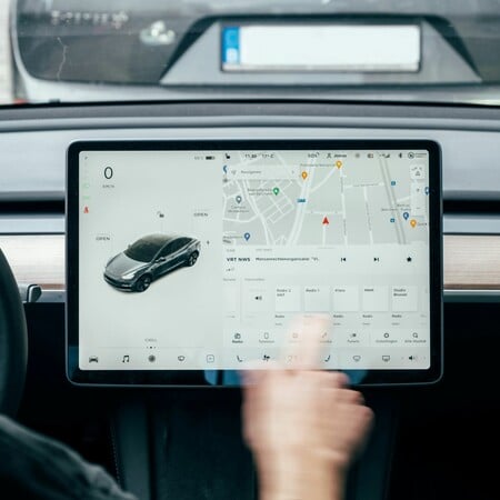Η Tesla καταδικάστηκε να πληρώσει 243 εκατ. δολάρια ως αποζημίωση έπειτα από θανατηφόρο τροχαίο εξαιτίας του autopilot 