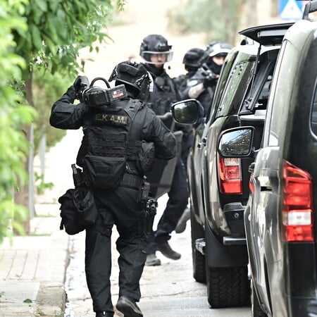 Ασπρόπυργος: «Μάχη» με ανταλλαγή πυροβολισμών μεταξύ συμμοριών - Σε εξέλιξη αστυνομική επιχείρηση