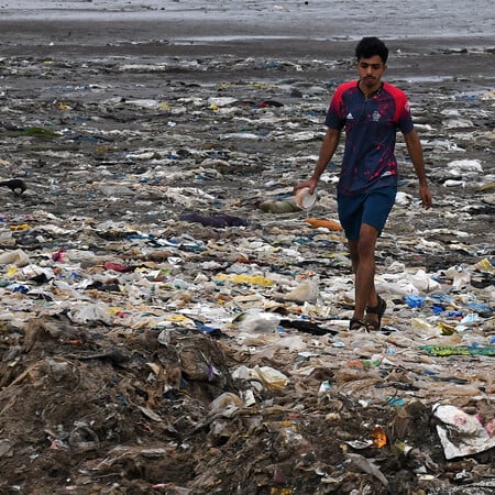 Απέτυχε η σύνοδος της Γενεύης: Χωρίς συμφωνία κατά της πλαστικής ρύπανσης