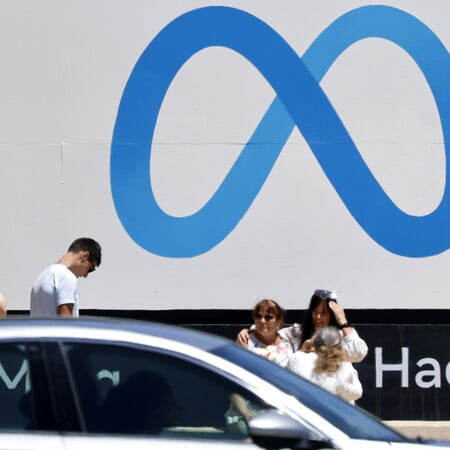 Η Meta παγώνει τις προσλήψεις στην Τεχνητή Νοημοσύνη, μετά τις δαπανηρές κινήσεις Ζούκερμπεργκ