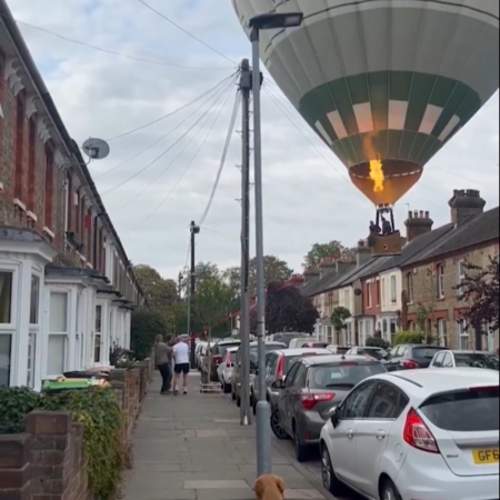 Αγγλία: Δραματική αναγκαστική προσγείωση αερόστατου σε κατοικημένη περιοχή