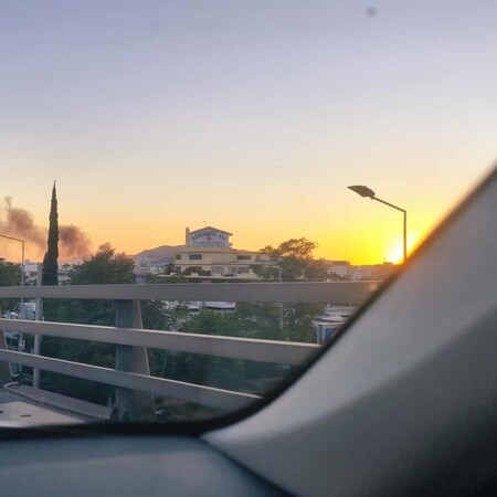Φωτιά τώρα στο Περιστέρι - Καίγεται επιχείρηση