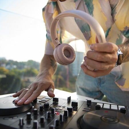 Το Bolivar Beach Club χορεύει στους ρυθμούς του Nick Warren & TRYM