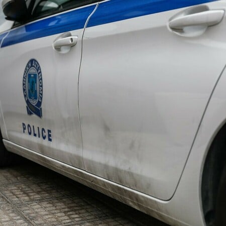 Θεσσαλονίκη: Έντεκα άτομα επιτέθηκαν με ξύλα και σιδερόβεργες στον 13χρονο στις Συκιές