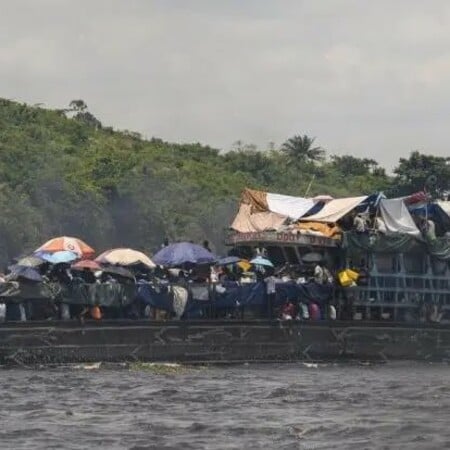 Κονγκό: Τουλάχιστον 86 νεκροί από ανατροπή πλωτού σκάφους