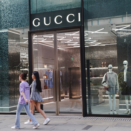 Κυβερνοεπίθεση σε Gucci και Balenciaga – Σε κίνδυνο τα δεδομένα εκατομμυρίων πελατών