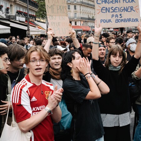 Περισσότεροι από 1 εκατ. διαδηλωτές στους δρόμους της Γαλλίας – Επεισόδια με την αστυνομία και συλλήψεις