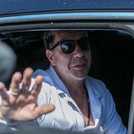 Γιώργος Μαζωνάκης: «Ήρθε κατά πάνω μας» - Ένταση ανάμεσα σε δημοσιογράφους και την αδελφή του