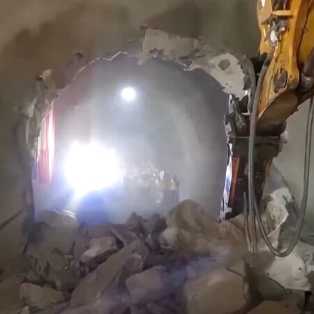 Ιστορική σήραγγα κάτω από τις Άλπεις συνδέει την Ιταλία και την Αυστρία