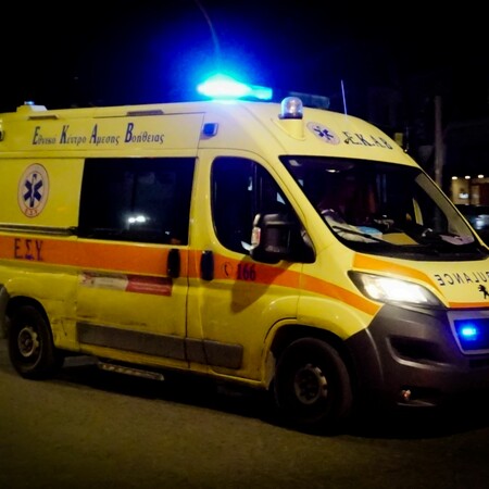 Κρήτη: Στη ΜΕΘ 3χρονος - Παρασύρθηκε από ΙΧ που οδηγούσε ο πατέρας του