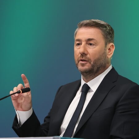 ΠΑΣΟΚ: Αιχμές Γερουλάνου, Καστανίδη και Δούκα – Απάντηση Ανδρουλάκη