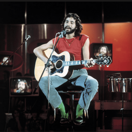 Ο Cat Stevens προτού και αφότου μετονομαστεί σε Yusuf Islam 