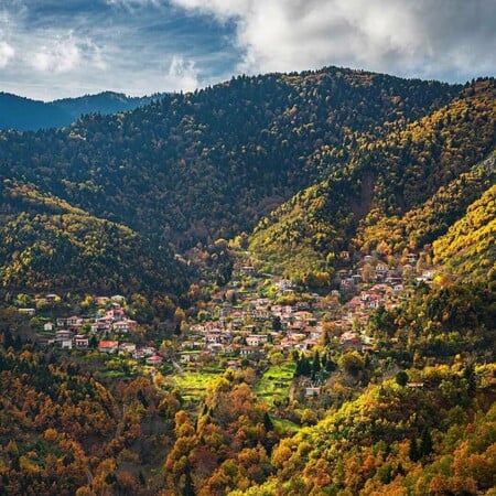 «Οι ορεινές κοινωνίες προσφέρουν στη χώρα αθόρυβα»