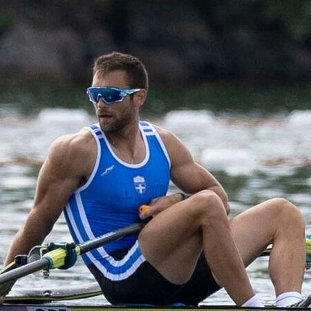 «Στα τελευταία 100 μέτρα έβαλα την ψυχή μου»: Συγκινημένος ο Ντούσκος στην απονομή του χρυσού 