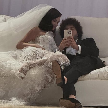 Benny Blanco: Η πρώτη ανάρτησή του στα social media από τον γάμο του με τη Selena Gomez