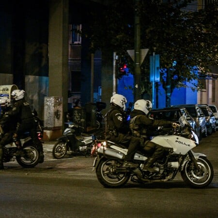 Περιστέρι: Άγνωστοι προκάλεσαν φθορές σε 3 οχήματα – Εξετάζεται αν υπάρχει οπαδικό κίνητρο