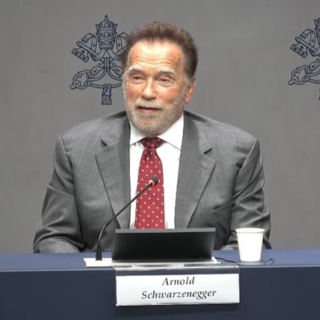 Βατικανό: Σε ρόλο «εξολοθρευτή» της ρύπανσης ο Σβαρτζενέγκερ - «Να αφήσουμε τον κόσμο καλύτερο απ’ ότι τον βρήκαμε»