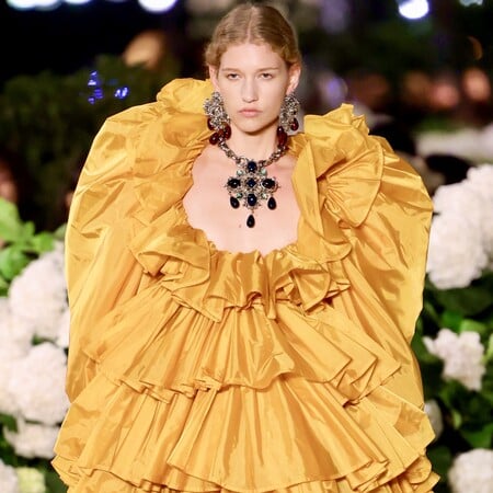 Saint Laurent: Αγάπη από νάιλον και δέρμα