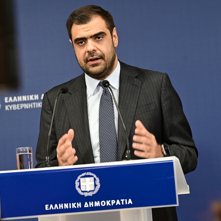 ΜΑΡΙΝΑΚΗΣ ΚΟΒΕΣΙ