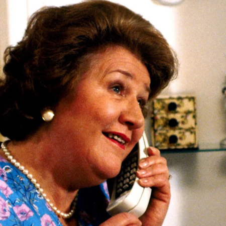 Πέθανε η Patricia Routledge, γνωστή από τη σειρά «Keeping Up Appearances» του BBC
