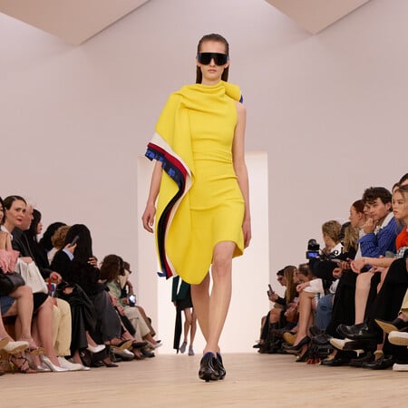 H νέα Loewe δίνει το φιλί της ζωής στη μόδα