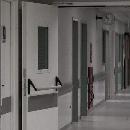 Πάτρα: Μαθητής δημοτικού διαγνώστηκε με ιογενή μηνιγγίτιδα