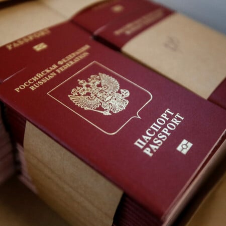 Η ΕΕ περιορίζει τις μετακινήσεις Ρώσων διπλωματών λόγω δολιοφθορών