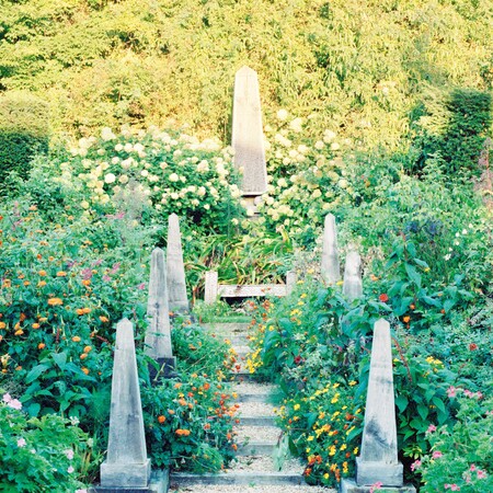 Eίναι ζευγάρι. Μαζί σχεδιάζουν κήπους. Τον καλύτερο τον κράτησαν για τον εαυτό τους