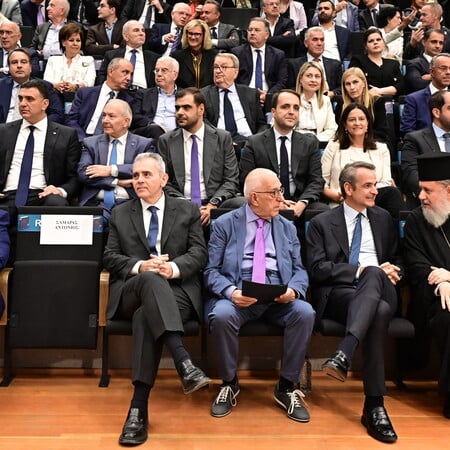 Οι μικρομέγαλοι και οι μικρομεσαίοι 