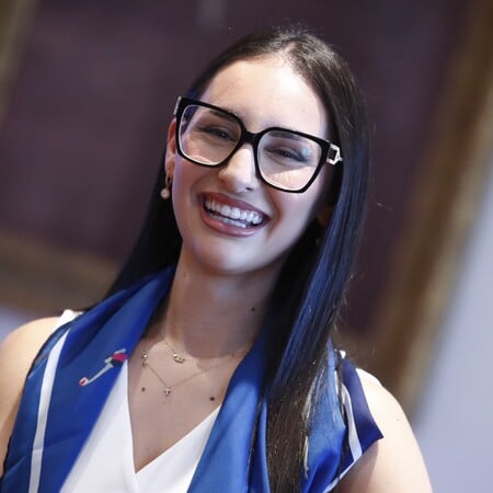 ΚΛΑΥΔΙΑ ΑΣΤΕΡΟΜΑΤΑ ΟΛΥΜΠΙΑΚΗ ΦΛΟΓΑ