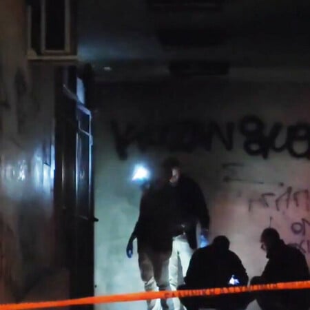 Έκρηξη από γκαζάκια έξω από παράρτημα του Υπουργείου Αγροτικής Ανάπτυξης στο κέντρο της Αθήνας