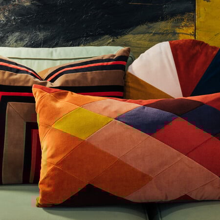 Πόσο μακριά θα φτάνατε για ένα μαξιλαράκι;