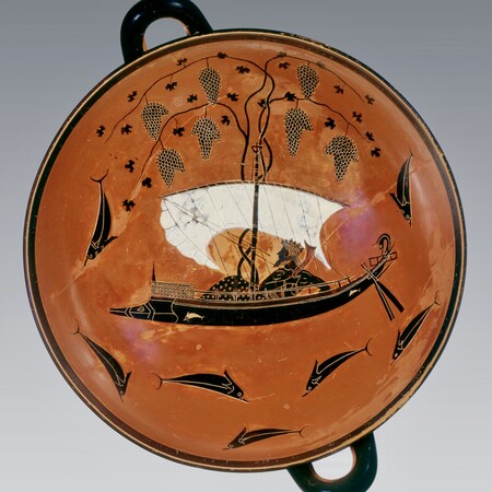 4 σπάνιες ποικιλίες σταφυλιών απ' τις οποίες έφτιαχναν κρασί και οι αρχαίοι Έλληνες