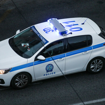 Ψυχικό: Προσωρινά κρατούμενος ο 43χρονος για την επίθεση με πιρούνι στην έγκυο σύζυγό του