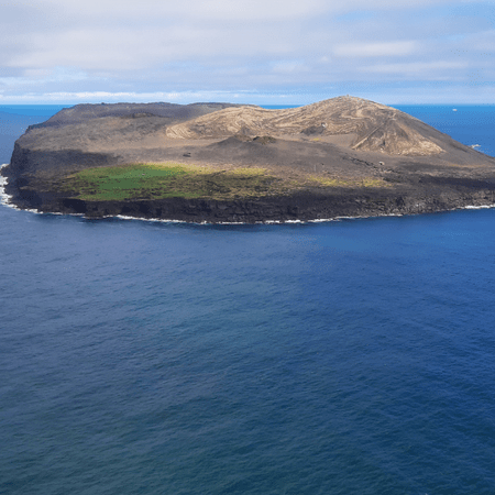 Σούρτσεϊ: Το νησί της Ισλανδίας που γεννήθηκε από τη φωτιά και έγινε εργαστήριο ζωής