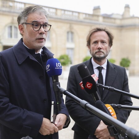 ΓΑΛΛΙΑ ΣΟΣΙΑΛΙΣΤΕΣ ΟΛΙΒΙΕ ΦΟΡ ΣΕΜΠΑΣΤΙΑΝ ΛΕΚΟΡΝΙ