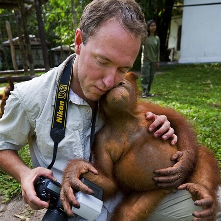 Mattias Klum: Η Γη θα επιβιώσει — το θέμα είναι αν εμείς θα παραμείνουμε άξιοι της ομορφιάς της