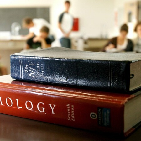 ΗΠΑ:  Ακυρώθηκε η εντολή για «μία Βίβλο σε κάθε τάξη» στα σχολεία της Οκλαχόμα