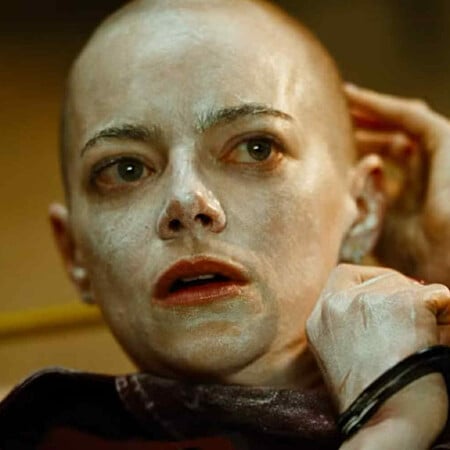 Bugonia: Ειδική προβολή της ταινίας του Λάνθιμου, αλλά μόνο για όσους δεν έχουν μαλλιά