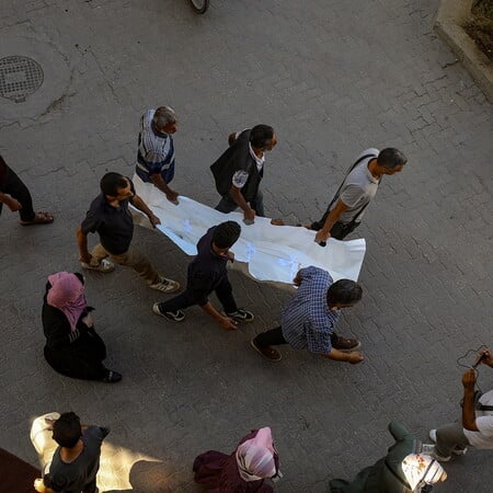 Γάζα: Το Ισραήλ διακόπτει τη μεταφορά ανθρωπιστικής βοήθειας