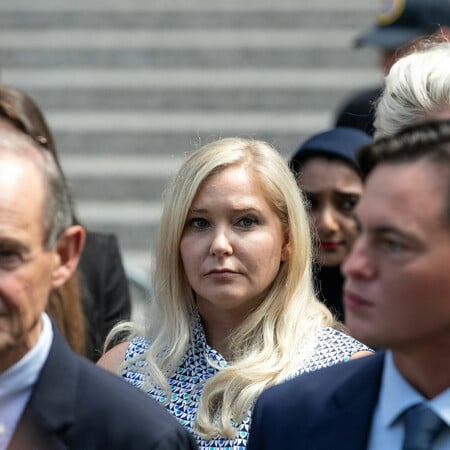 «Ο κόρες μου είναι μικρότερες από εσένα»: Τι αποκαλύπτει η Βιρτζίνια Τζουφρέ για τον πρίγκιπα Άντριου στο βιβλίο