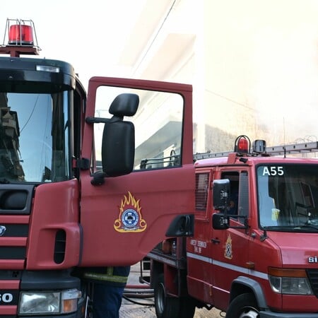 Ανάφη: Νεκρή 56χρονη και ο σκύλος της μετά από φωτιά στην περιοχή Κάστρο