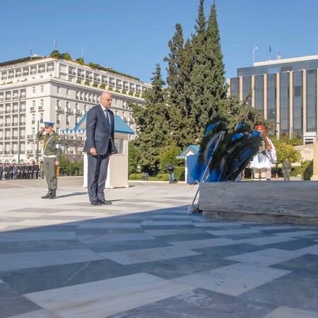 ΑΓΝΩΣΤΟΣ ΣΤΡΑΤΙΩΤΗΣ ΔΕΝΔΙΑΣ